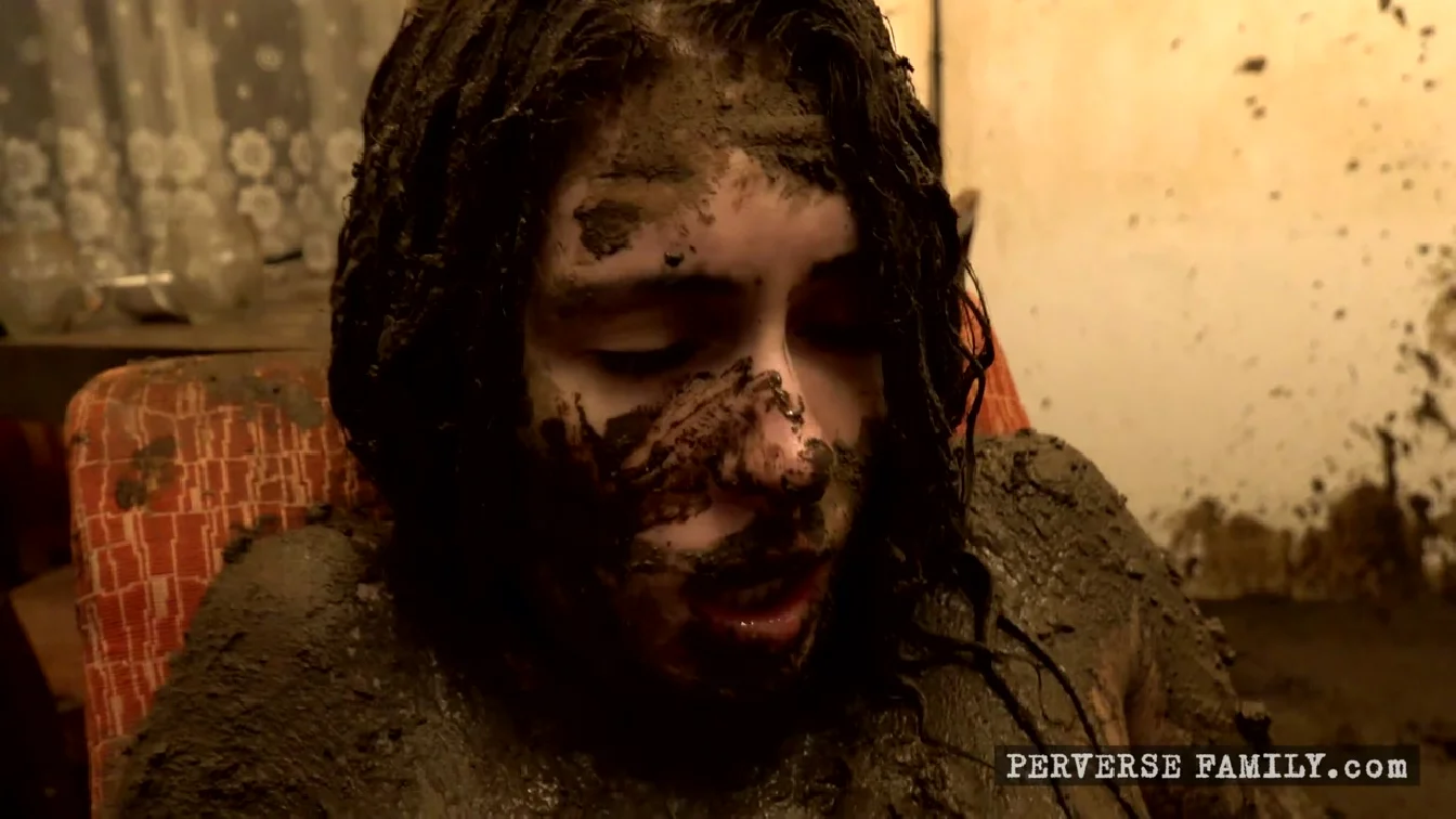 Anna De Ville And Brittany Bardot Rolling In The Extreme XXX